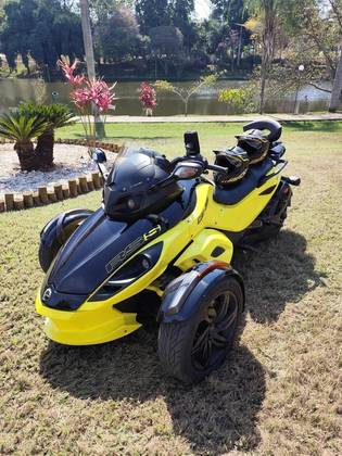 CAN-AM SPYDER RS-S CAN-AM SPYDER RS-S